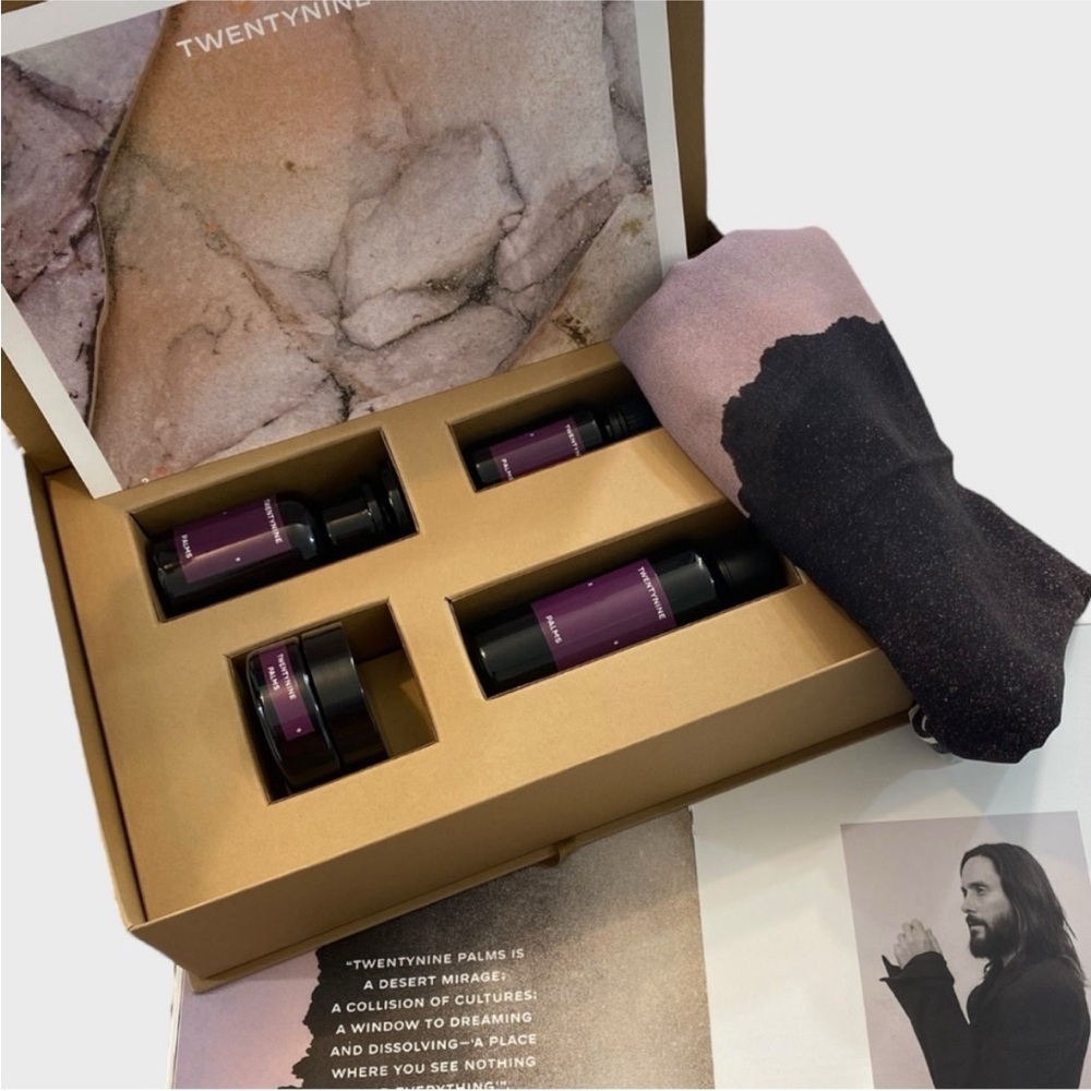 NWB $500+ Twentynine Palms PR Box 4 Piece Skincare Products + Printed Scarf SET​